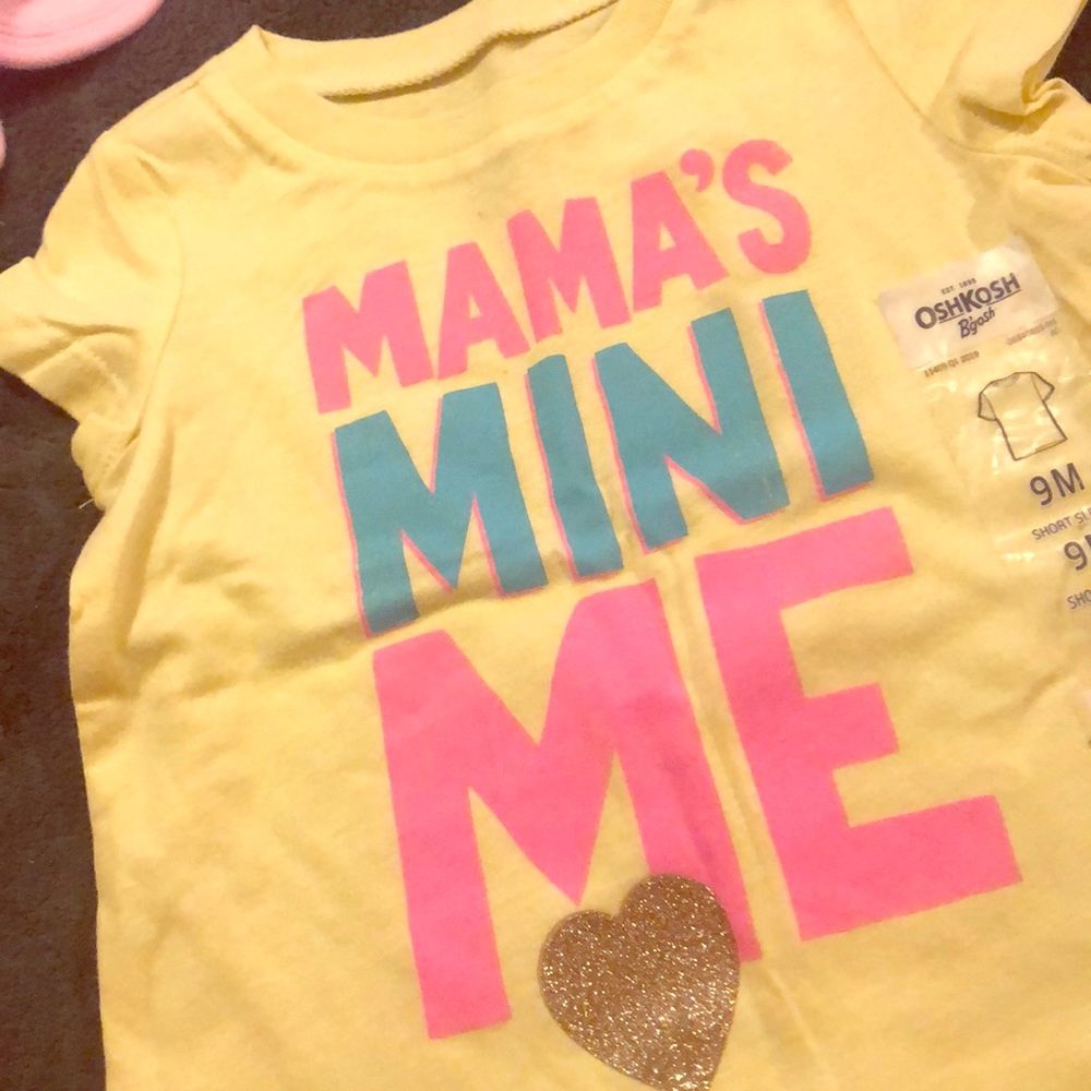 Short sleeve 9 month tags